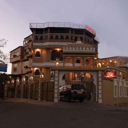 Empire Palace Hotel Udaipur Extérieur photo