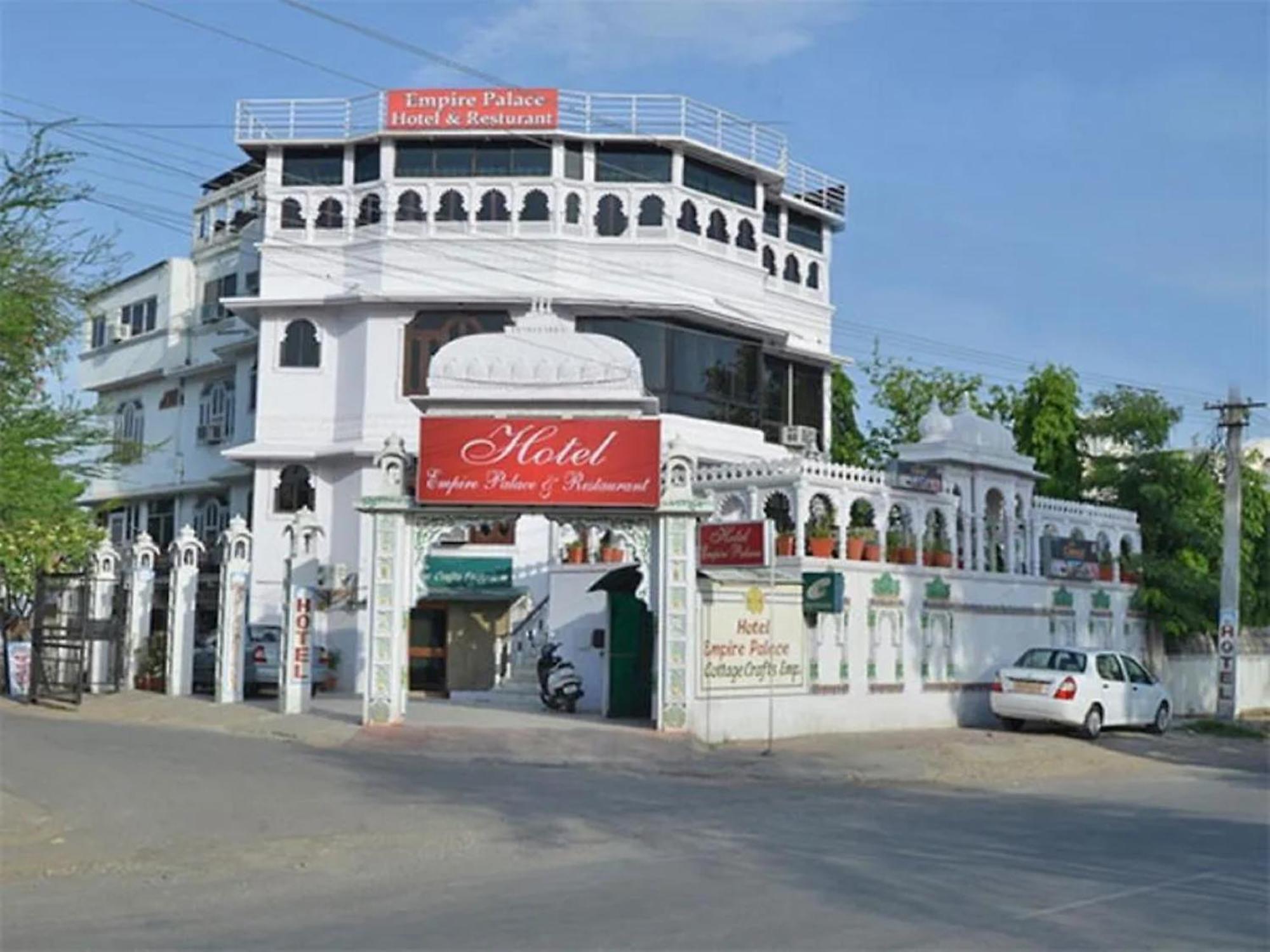 Empire Palace Hotel Udaipur Extérieur photo